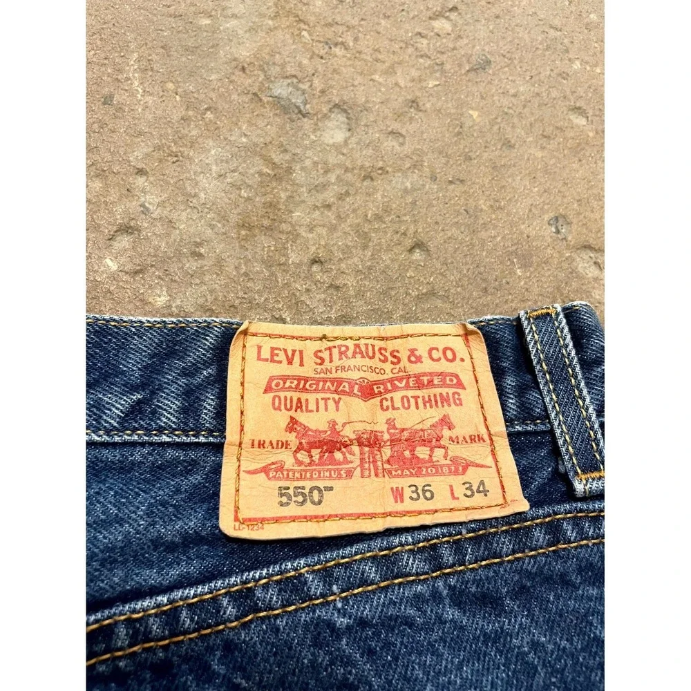 Vintage Levi's 550 Straight Leg Jeans Men 36x34 Blue Denim Relaxed Fit High Rise